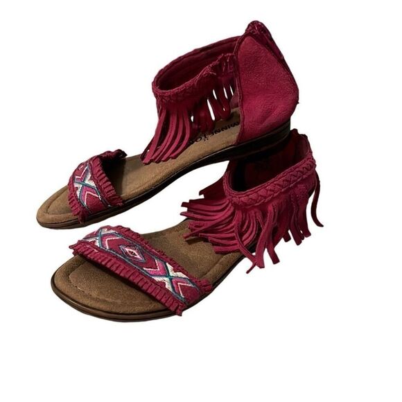 Girls Minnetonka Sandals - Picture 1 of 7